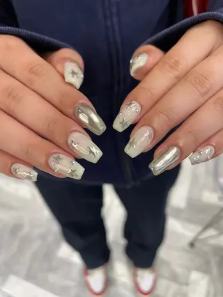 ネイル ユナ🌙 nailのネイルデザイン