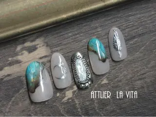 ネイル atelier la vita所属・lavita. mimuraのネイルデザイン