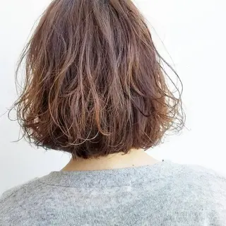 ミディアム パーマ カラー マツエク・マツパ iplus✴ まつげ、眉毛、耳つぼのマツエク・マツパデザイン