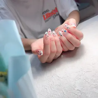 ネイル M🌷nail 長さだし専門店のネイルデザイン