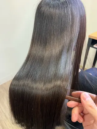 ロング カラー ワタイショウタ 髪質改善✨眉毛サロンのヘアスタイル