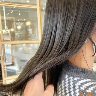 セミロング mareka/顔周り /透明感カラー🤍のヘアスタイル