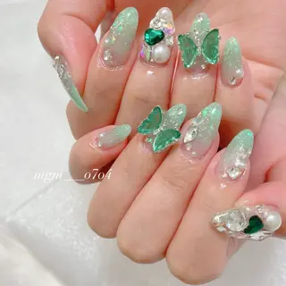 ネイル MoON...❤︎ MeGuのネイルデザイン