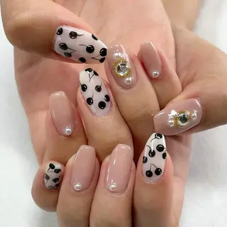 ネイル 東 千夏のネイルデザイン