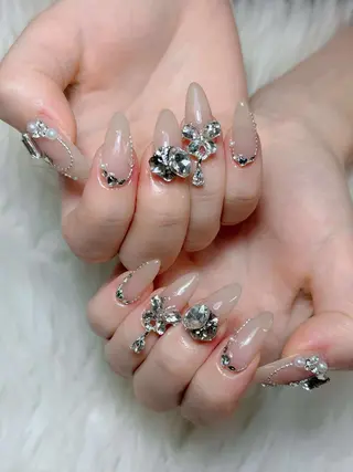 ネイル Lumi Nail 新大久保3‘のネイルデザイン