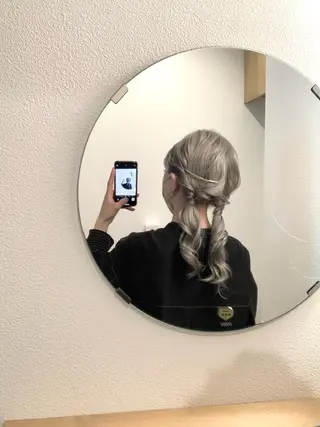 セミロング ヘアアレンジ cirrus🕊 山縣あかりのヘアスタイル