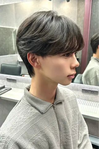 ショート カラー メンズ メンズスタイリスト 前田雄輝のヘアスタイル