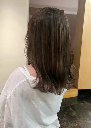 ミディアム カラー 西山 紗耶香🪽 透明感カラー/ボブのヘアスタイル