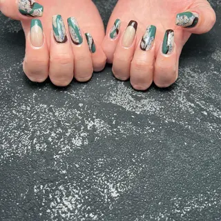 セミロング Nailsalon Reoのネイルデザイン