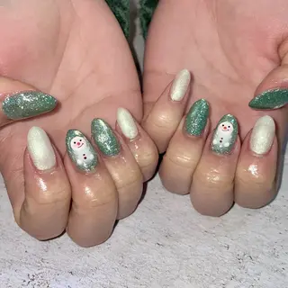 ネイル LUNI（シェアサロンHeartSpace内）所属・LUNI 久屋大通 ˚✧₊⁎/ yuriのネイルデザイン