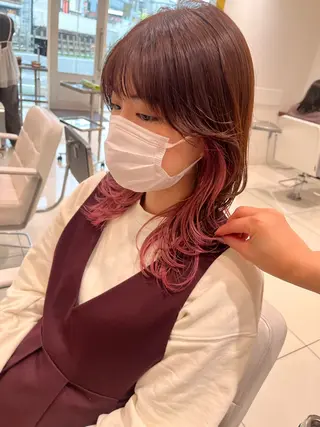 カラー HOLON池袋所属・ウルフカット ハッシュカット/七海のヘアスタイル