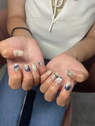 ネイル LAVISH nail salonのネイルデザイン