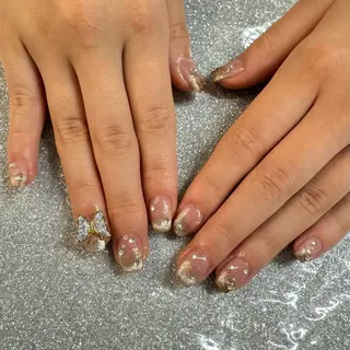 ネイル VIERU 🌈🎀💖のネイルデザイン