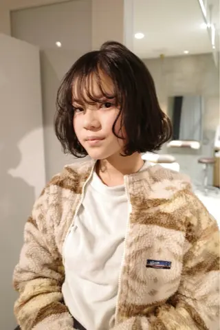 ミディアム 安藤 結花のヘアスタイル