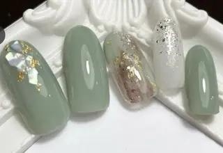 ネイル Nest 岩崎のネイルデザイン