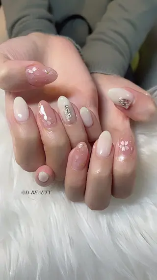 ネイル D-BEAUTY Nailsalonのネイルデザイン