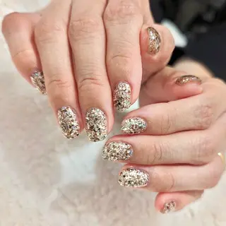 ネイル VIBLISS所属・VIBLISS福岡 tomokoのネイルデザイン