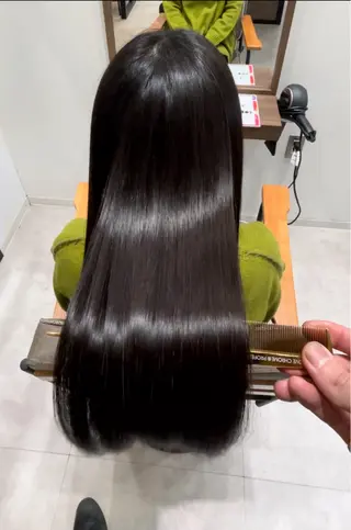 ロング 朝5分でキマる艶髪 ／ヤマダのヘアスタイル