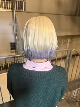 カラー HIKARI🐈‍⬛ ハイトーン×デザインのヘアスタイル