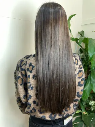 カラー 戸川 紗良のヘアスタイル