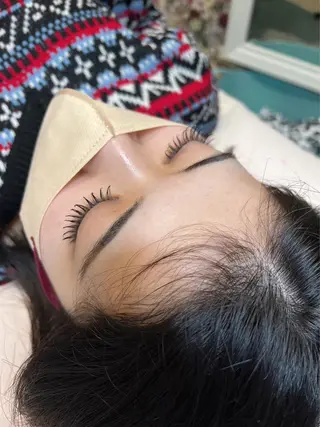 マツエク・マツパ YELLbyshowroom所属・アイブロウ YUUKAのマツエク・マツパデザイン