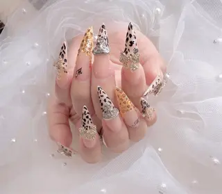 ロング 小方 サトミのネイルデザイン