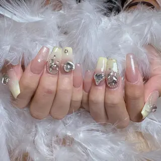 ネイル DIAMOND 💦のネイルデザイン