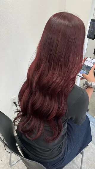 ロング カラー 🖤ハイトーン× レイヤー🖤SARAのヘアスタイル