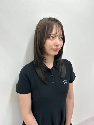 セミロング カラー 山本 紗代のヘアスタイル