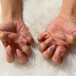 セミロング mao .のネイルデザイン