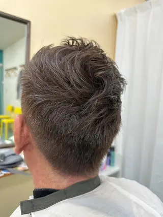 カラー メンズ 外山 理都子のエステ・リラクイメージ