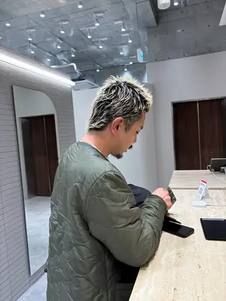 ショート カラー メンズ 吉武 茂暉のヘアスタイル