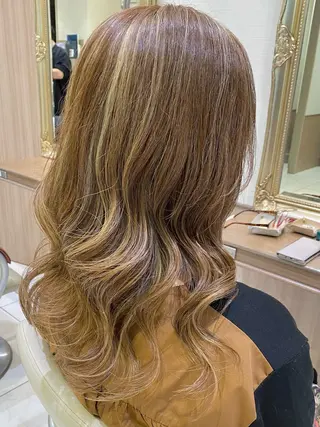 ロング カラー 古川 琴美のヘアスタイル