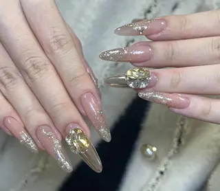 ネイル エリ🫧 nail池袋東口のネイルデザイン