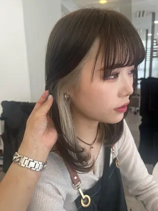 セミロング カラー 🌺まなみ/ うる艶カラー🌺のヘアスタイル