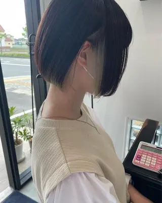 ショート 明石 歩樹のヘアスタイル
