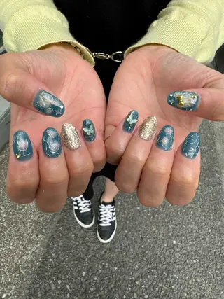 ネイル LAVISH nail salonのネイルデザイン