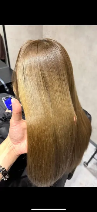 ロング パーマ BONDZSALON麻布十番パティオ通り店所属・マエザワ リュウのヘアスタイル