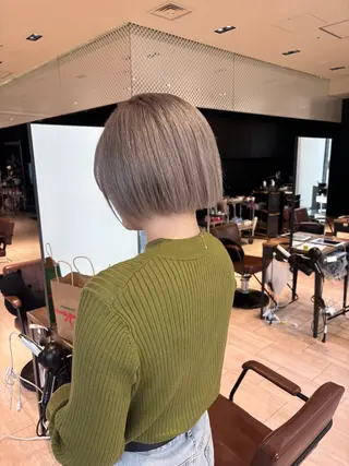 ショート カラー SHION/銀座 まとまるカット🩵のヘアスタイル