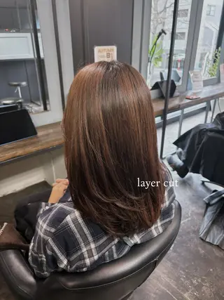 セミロング ユイカ🐮暖色カラー / 髪質改善のヘアスタイル