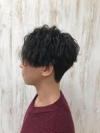 メンズ ファミールヘア所属・メンズパーマ波巻き 🌳大森悠登🌳のヘアスタイル