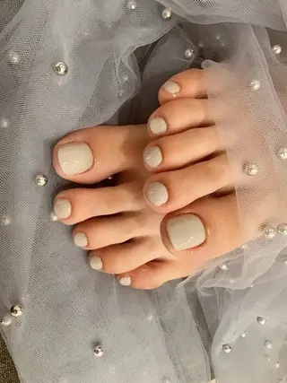 ネイル Fairyフェアリーネイルサロン所属・シズ セキのネイルデザイン