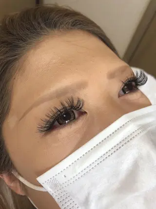 マツエク・マツパ 伊藤名紬 マツエク専門のマツエク・マツパデザイン