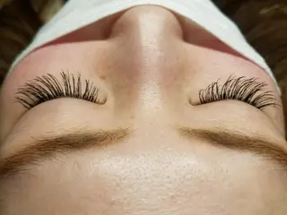 マツエク・マツパ xuxa【シューシャ】所属・Liola (xuxa内)のマツエク・マツパデザイン