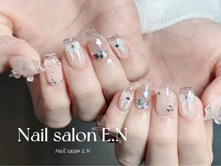ネイル E.N🦋 長さ出し/持ち込みのネイルデザイン