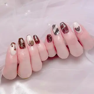 ネイル Mari 🎀六月移転のネイルデザイン