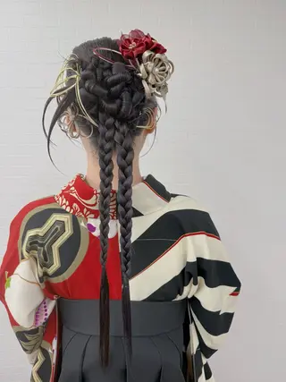 ヘアアレンジ GRANLUSSO 〜グランルッソ駅前店所属・木口 嘉美のヘアスタイル