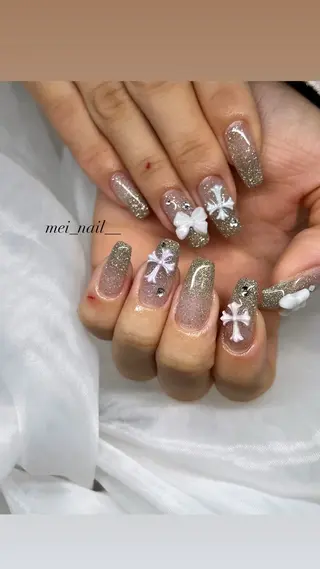 ネイル est nail所属・永山 芽生子のネイルデザイン