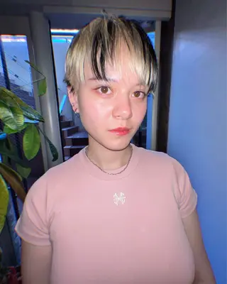 ショート カラー haco＋所属・圧倒的デザイン力 店長🎨RENAのヘアスタイル