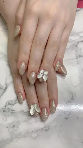 ネイル はな💎ネイル ワンホン、長さ出しのネイルデザイン